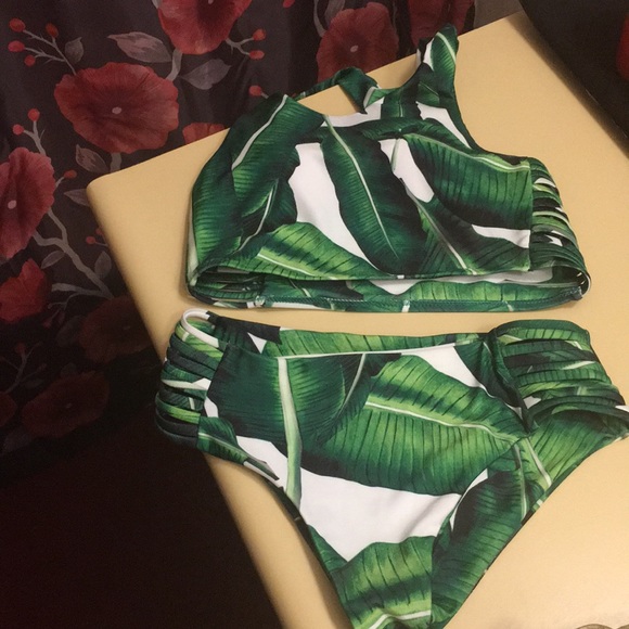 Other - Leaf Print Swimsuit